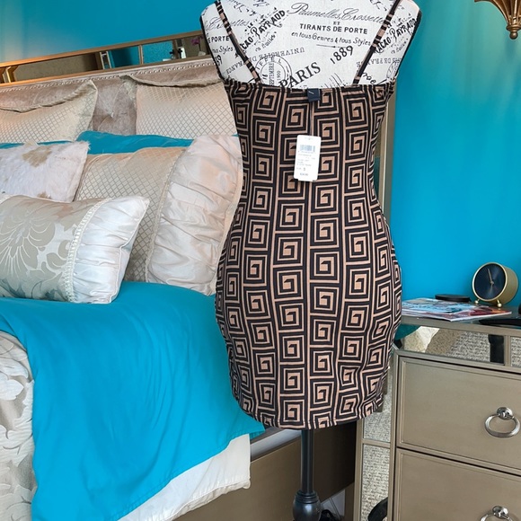 🔥Brand New Designer Inspired   Black / Tan  Dress from Windsors - Picture 7 of 8